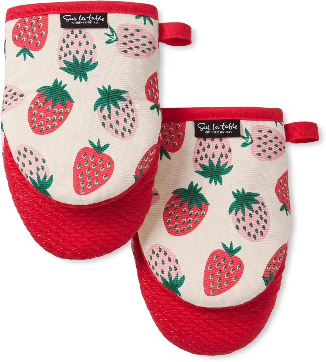 SUR LA TABLE Kitchen Essentials Quirky Strawberries Fruit Mini Oven Mitt 2-Pack Set, Heat Resistant, 100% Cotton, Flexible Non-Slip Silicone Grip, Pink/Green/Cream, 5.5″x8″